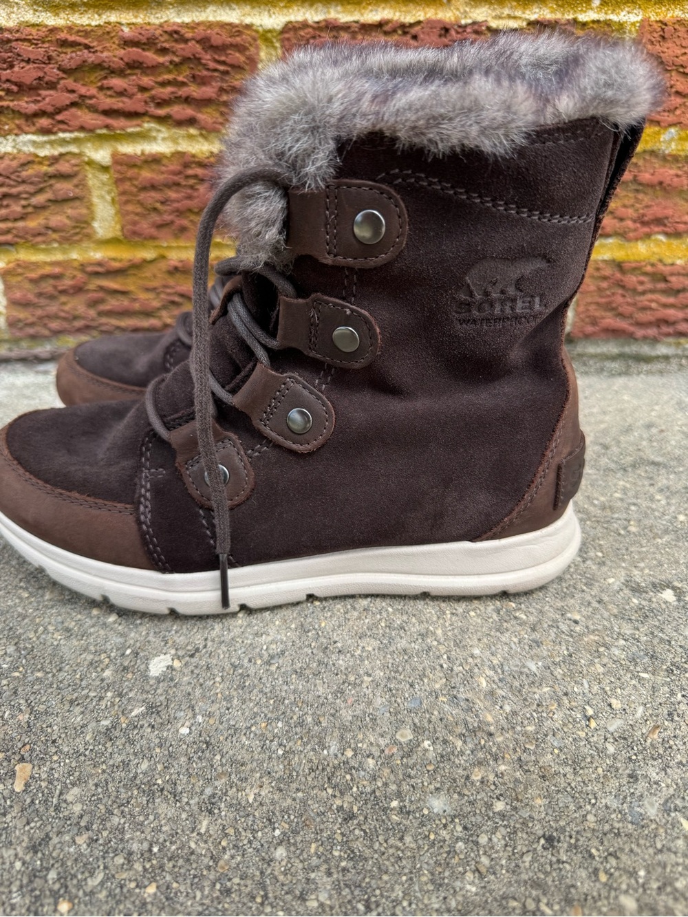 Sorel Dark Brown Suede Faux-Fur Lace-Up Winter Boots